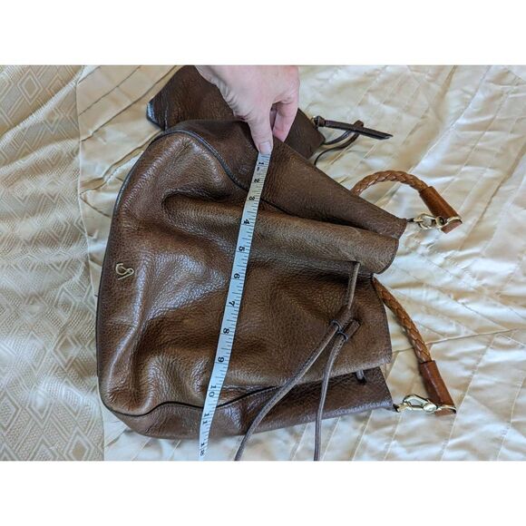 SA santamaro le marche leather bucket bag and attached wallet euc - Picture 3 of 5